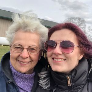 Meet your Posher, Angie